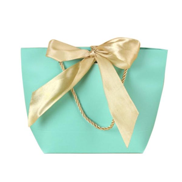 gift wrap 5pcs/pack diy birthday decorations pouch celebration bag with handles for clothes recyclable bow ribbon party favor paper
gift wrap 5pcs/pack diy birthday decorations pouch celebration bag with handles for clothes recyclable bow ribbon party favor paper