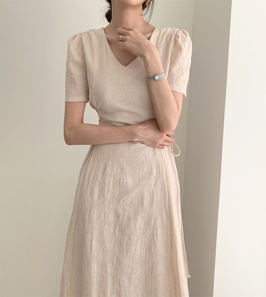 new 2021 summer long v-neck short sleeve lace-up slim high waist flower women elegant maxi vestidos c0k2, Black;gray
new 2021 summer long v-neck short sleeve lace-up slim high waist flower women elegant maxi vestidos c0k2, Black;gray
