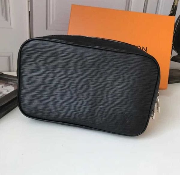 wallet wallets 5erm m43383 men's bag short wallet brand men's key case men real leather long designer chain wallet luxury pouches, Red;black 
wallet wallets 5erm m43383 men's bag short wallet brand men's key case men real leather long designer chain wallet luxury pouches, Red;black