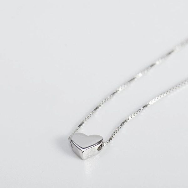 pendant necklaces fashion minimalist smooth heart shaped necklace silver color cute charm for women 2021
pendant necklaces fashion minimalist smooth heart shaped necklace silver color cute charm for women 2021