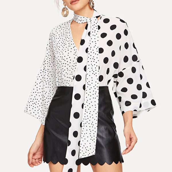 2021 new fashion elegant chiffon blouses loose long sleeve v-neck bandage women shirt office blouse casual female polka dot alv0, White
2021 new fashion elegant chiffon blouses loose long sleeve v-neck bandage women shirt office blouse casual female polka dot alv0, White