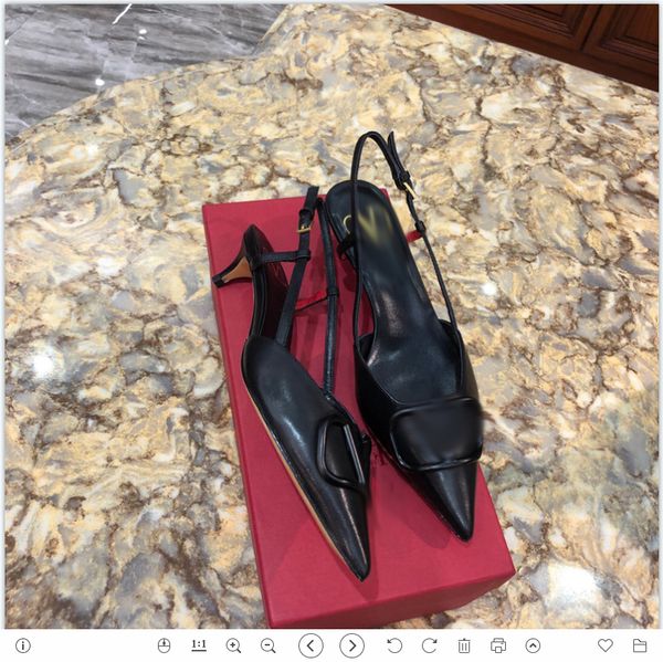 2021 good quality fashion women luxurys designers shoes designer sandals womens luxury high heels sandal dress shoess with box size 35-41 -g, Black
2021 good quality fashion women luxurys designers shoes designer sandals womens luxury high heels sandal dress shoess with box size 35-41 -g, Black