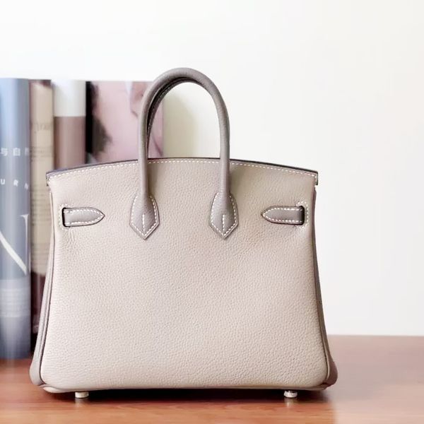 7a+ tote bag handmade togo luxury designer genuine handbag imitation brand classic fashion ladies wallet leather clutch with original box
7a+ tote bag handmade togo luxury designer genuine handbag imitation brand classic fashion ladies wallet leather clutch with original box