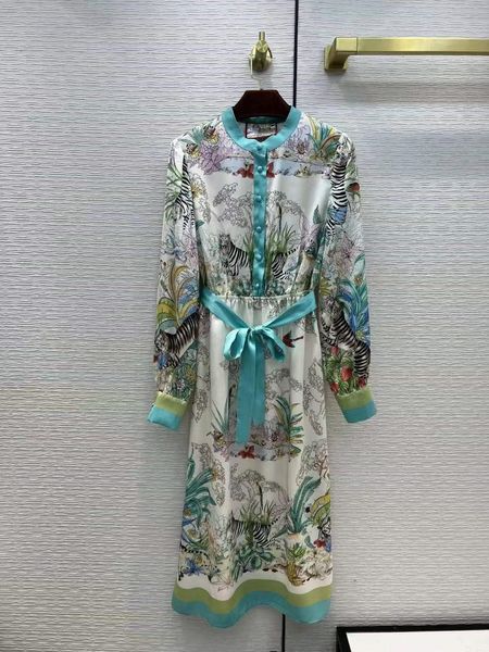 milan runway dresses 2022 spring autumn stand collar long sleeve designer dress brand same style clothing 0219-15, Black
milan runway dresses 2022 spring autumn stand collar long sleeve designer dress brand same style clothing 0219-15, Black