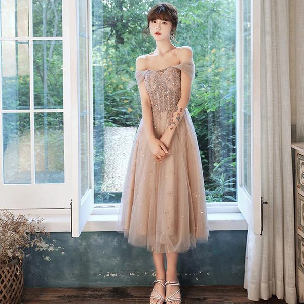 party dresses evening dress boat neck tea-length sequins a-line appliques luxurious empire short sleeves tulle woman formal gowns a1639, White;black
party dresses evening dress boat neck tea-length sequins a-line appliques luxurious empire short sleeves tulle woman formal gowns a1639, White;black