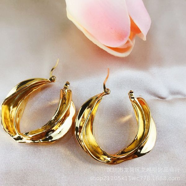 fashion designer jewelry spring summer new twist gold face decoration large exaggerated japanese and korean style earrings, Golden
fashion designer jewelry spring summer new twist gold face decoration large exaggerated japanese and korean style earrings, Golden