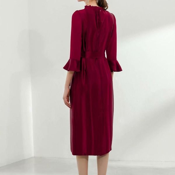 casual dresses est 2021 runway designer women's elegant 3/4 flare sleeves satin slim office lady soft knee-length dress, Black;gray 
casual dresses est 2021 runway designer women's elegant 3/4 flare sleeves satin slim office lady soft knee-length dress, Black;gray