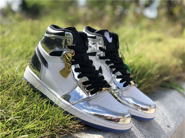 jumpman 1 high pass the torch mens basketball shoes silver reflective running sneakers men sport trainers full size shipment 40.5--47.5
jumpman 1 high pass the torch mens basketball shoes silver reflective running sneakers men sport trainers full size shipment 40.5--47.5