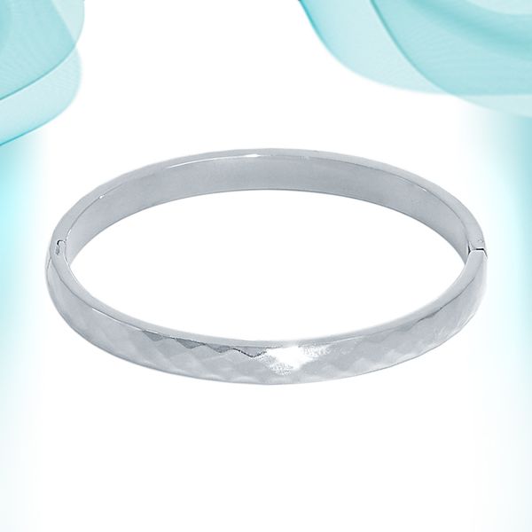 love bracelet rhombus sharp lady stainless steel bangles cuff fashion charm luxury gold color bracelets simplle jewelry for women bridal gir, Black
love bracelet rhombus sharp lady stainless steel bangles cuff fashion charm luxury gold color bracelets simplle jewelry for women bridal gir, Black