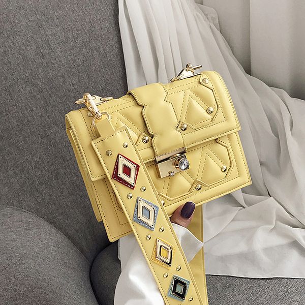 small bag handbag 2019 new korean fashion texture shoulder bag small square package spiraea messenger bag
small bag handbag 2019 new korean fashion texture shoulder bag small square package spiraea messenger bag