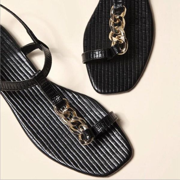 sandals 2021 fashion classic designe flip flops women flat chain sandal slippers lady flats leisure metal buckle beach shoes, Black
sandals 2021 fashion classic designe flip flops women flat chain sandal slippers lady flats leisure metal buckle beach shoes, Black