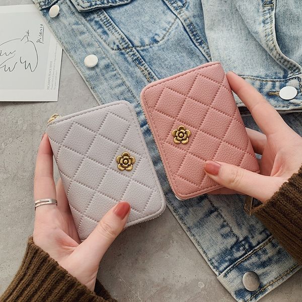 2021 fashion girl student card bag short zero wallet women's small large capacity multi holder, Red;black
2021 fashion girl student card bag short zero wallet women's small large capacity multi holder, Red;black