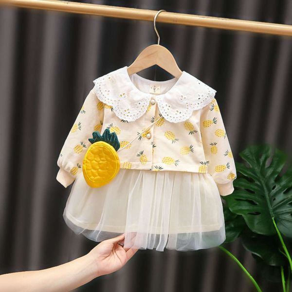 foreign children's girls' spring dress style korean baby's new and skirt 2-piece set little girl's fashionable bag, White
foreign children's girls' spring dress style korean baby's new and skirt 2-piece set little girl's fashionable bag, White