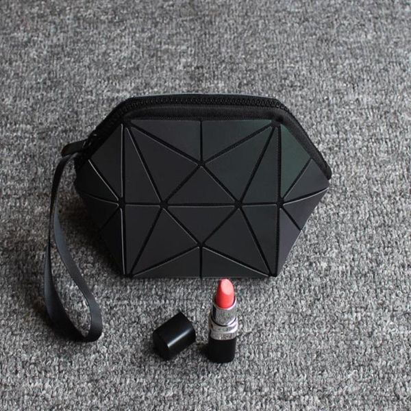 luminous geometric color semi-circular bag bag pattern rhombic irregular cosmetic shell-shaped geometric nkqrg
luminous geometric color semi-circular bag bag pattern rhombic irregular cosmetic shell-shaped geometric nkqrg