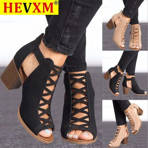 2021 women square heel sandals peep toe hollow out chunky gladiator sandals with strap black spring summer shoes
2021 women square heel sandals peep toe hollow out chunky gladiator sandals with strap black spring summer shoes