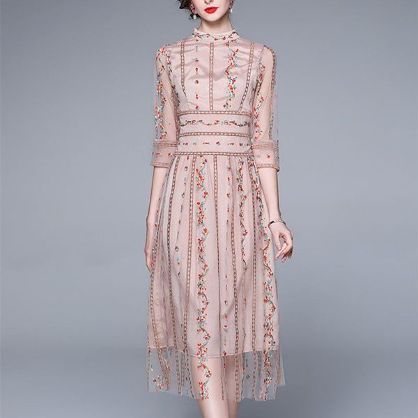 casual dresses vintage autumn embroidery party dress for women 3/4 sleeve flower embroidered slim waist mesh runway, Black;gray
casual dresses vintage autumn embroidery party dress for women 3/4 sleeve flower embroidered slim waist mesh runway, Black;gray
