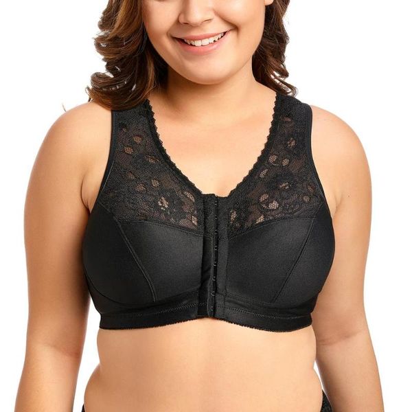 women's wireless lace plus size front closure full figure racerback bra, Red;black
women's wireless lace plus size front closure full figure racerback bra, Red;black