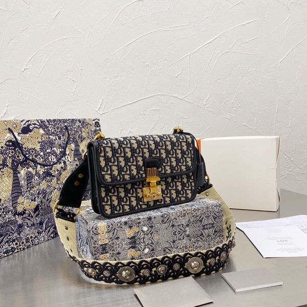 handbag women luxurys designers bags 2021 purses zhouzhoubao123 wallet purse crossbody bag totes spring add roman rivet shoulde
handbag women luxurys designers bags 2021 purses zhouzhoubao123 wallet purse crossbody bag totes spring add roman rivet shoulde