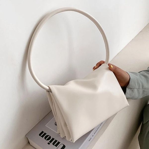 cross body soft leather handbags for women 2021 ladies simple shoulder bags with round handle party purses
cross body soft leather handbags for women 2021 ladies simple shoulder bags with round handle party purses