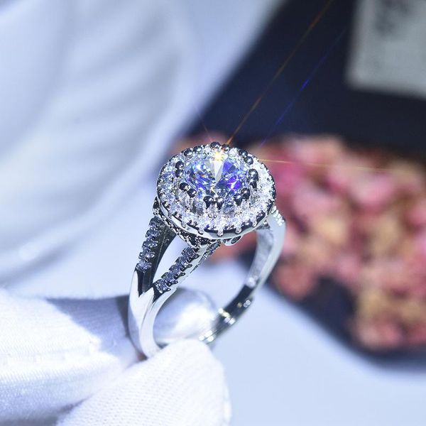cluster rings s925 sterling silver 3 s vs1 diamond jewelry ring women wedding 925 with cushion zirconia birthstone, Golden;silver
cluster rings s925 sterling silver 3 s vs1 diamond jewelry ring women wedding 925 with cushion zirconia birthstone, Golden;silver