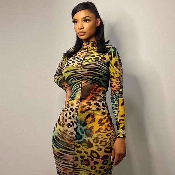 ins style 2021 spring new women's round neck long sve fashion slim print medium length dress, White
ins style 2021 spring new women's round neck long sve fashion slim print medium length dress, White