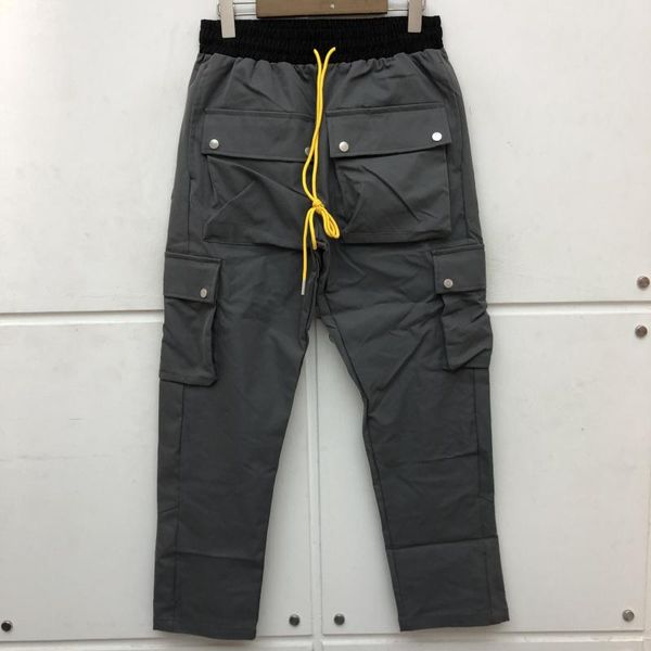 men's pants 2021fw men women quality drawstring high street cargo multifunctional flap pockets overalls, Black
men's pants 2021fw men women quality drawstring high street cargo multifunctional flap pockets overalls, Black