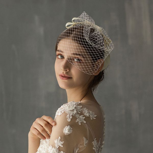 v625 fascinators blusher marriage bridal veil netting cut edge one-layer white wedding short bride headdress with ribbon bow comb, Black
v625 fascinators blusher marriage bridal veil netting cut edge one-layer white wedding short bride headdress with ribbon bow comb, Black