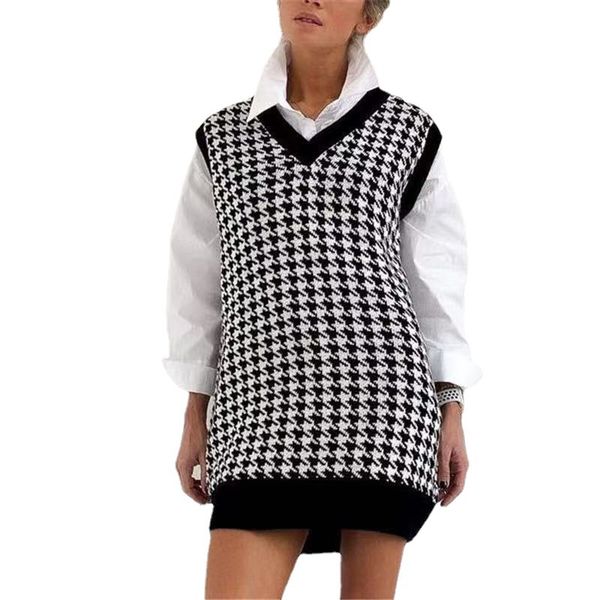 mid-length sweater womens 2021 autumn and winter new european and american loose houndstooth v-neck pullover knitted sweater vest women, Black;white
mid-length sweater womens 2021 autumn and winter new european and american loose houndstooth v-neck pullover knitted sweater vest women, Black;white