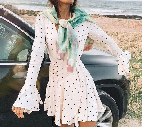 casual dresses women silk 100% polka dot print long flare sleeve wrap v neckline mini dress with waist tie & ruffle details, Black;gray
casual dresses women silk 100% polka dot print long flare sleeve wrap v neckline mini dress with waist tie & ruffle details, Black;gray