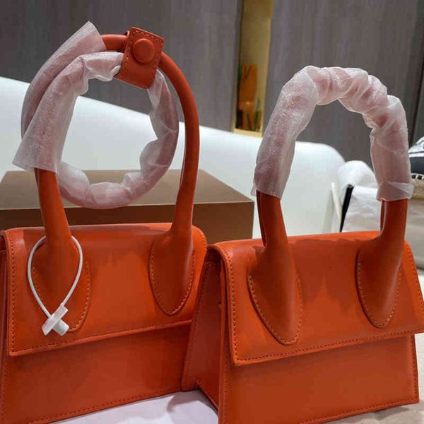 evening bags luxury est mini designer bag shoulder cross body women trapezoid wallet high-quality flap leather handbags purs
evening bags luxury est mini designer bag shoulder cross body women trapezoid wallet high-quality flap leather handbags purs