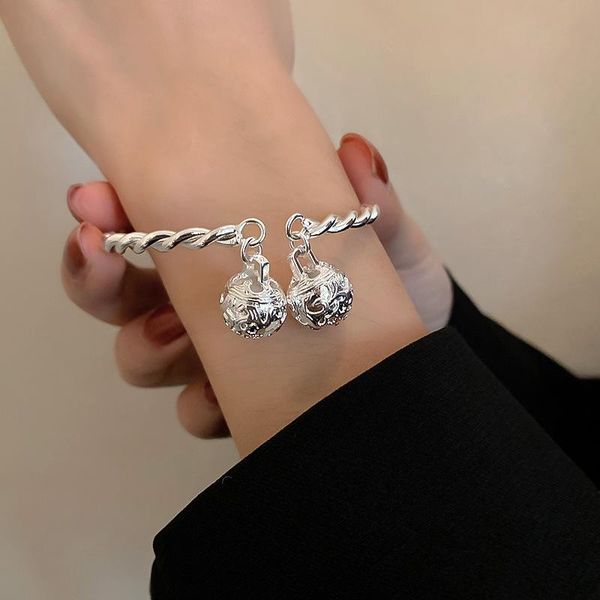 bangle minar vintage double floral round bells charm bracelets for women silver color twist rope adjusting open gifts, Black
bangle minar vintage double floral round bells charm bracelets for women silver color twist rope adjusting open gifts, Black