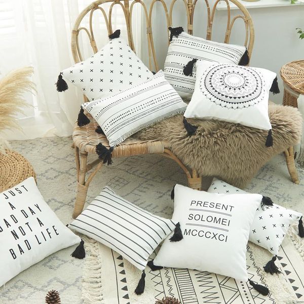 cushion/decorative pillow black white cotton canvas tassels cushion cover geometric decoration sofa pillowcase sham 30x50cm/45x45cm
cushion/decorative pillow black white cotton canvas tassels cushion cover geometric decoration sofa pillowcase sham 30x50cm/45x45cm