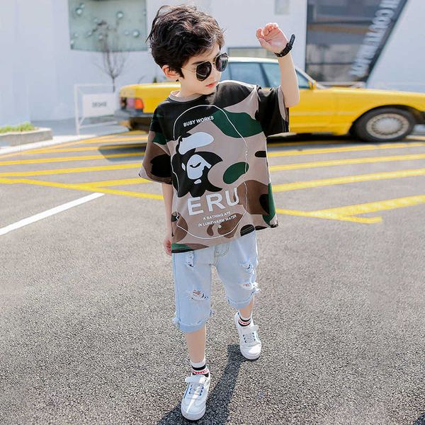 2020 wear new boys' handsome short sleeve chinese big children's summer style korean t-shirt, Black;white
2020 wear new boys' handsome short sleeve chinese big children's summer style korean t-shirt, Black;white