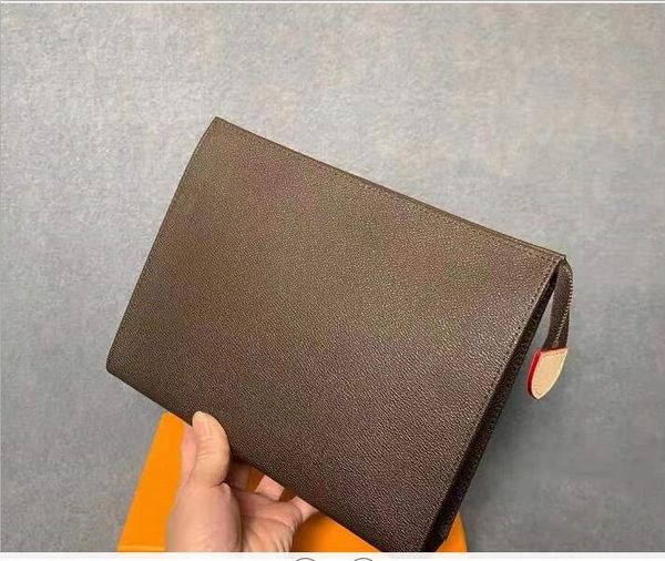 2021new hand bag travel toiletry pouch 26cm protection makeup clutch women leather waterproof cosmetic bags for women with dust2021, Red;black
2021new hand bag travel toiletry pouch 26cm protection makeup clutch women leather waterproof cosmetic bags for women with dust2021, Red;black