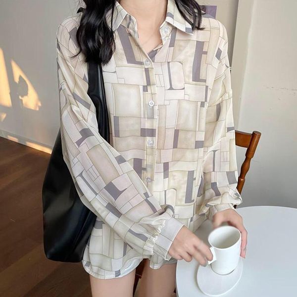women's blouses & shirts female chiffon spring long-sleeved shirt women printed summer sunscreen, White
women's blouses & shirts female chiffon spring long-sleeved shirt women printed summer sunscreen, White