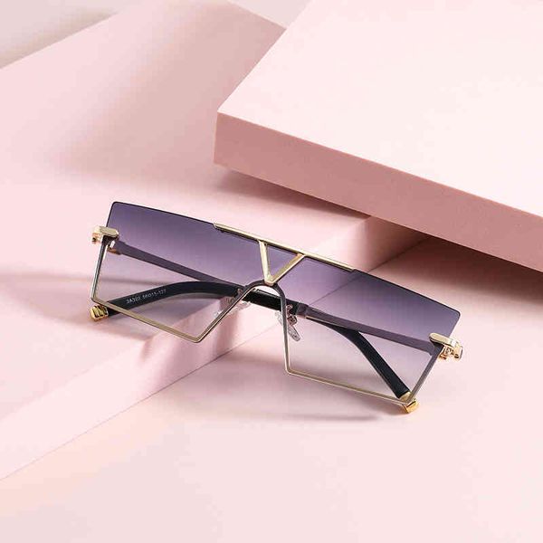 fashion small square large frame one-piece sunglass 2021 new personalized sunglass, White;black
fashion small square large frame one-piece sunglass 2021 new personalized sunglass, White;black