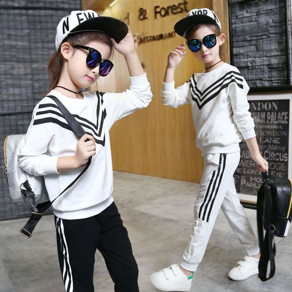 girls sports suits autumn fall clothes long sleeve navy sweatshirt +pants sets 2pcs for girl black white children tracksuit
girls sports suits autumn fall clothes long sleeve navy sweatshirt +pants sets 2pcs for girl black white children tracksuit