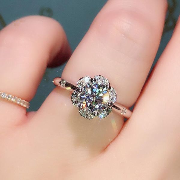 cluster rings 100% 18k 750au gold moissanite diamond ring wedding d color vvs with national certificate mo-h10037, Golden;silver
cluster rings 100% 18k 750au gold moissanite diamond ring wedding d color vvs with national certificate mo-h10037, Golden;silver