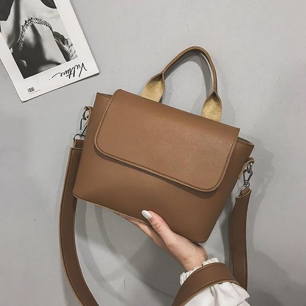 evening bags women's bag 2021 spring senior designer simple one shoulder handbag fashion retro double side slanting purse
evening bags women's bag 2021 spring senior designer simple one shoulder handbag fashion retro double side slanting purse