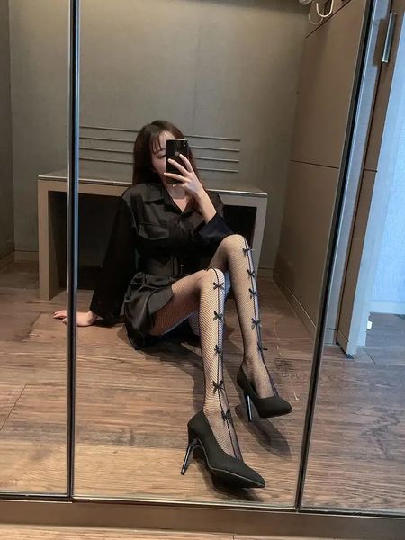 spring and summer hollowed out butterfly red fishing net j k silk stockings wearing beautiful leg socks female celebriti, Red;black
spring and summer hollowed out butterfly red fishing net j k silk stockings wearing beautiful leg socks female celebriti, Red;black