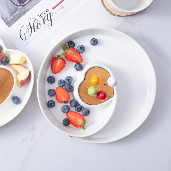 dishes & plates western-style kitchen ceramic fruit plate platter creative solid color seperated dried snack dish dessert
dishes & plates western-style kitchen ceramic fruit plate platter creative solid color seperated dried snack dish dessert