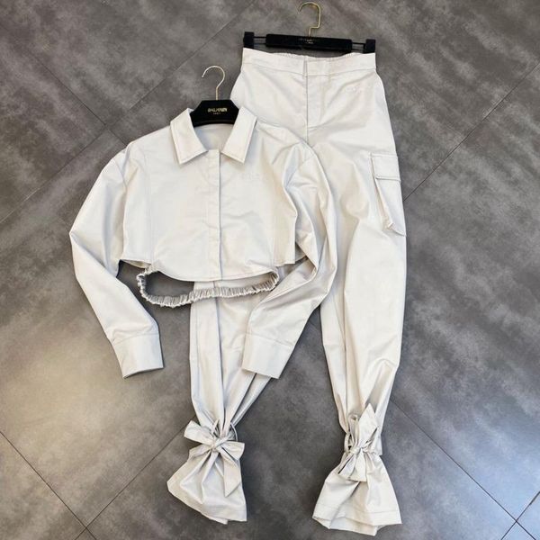 women's two piece pants fabpop 2021 autumn long sleeve turn down collar hollow out short jacket high waist full cargo set gc129, White
women's two piece pants fabpop 2021 autumn long sleeve turn down collar hollow out short jacket high waist full cargo set gc129, White