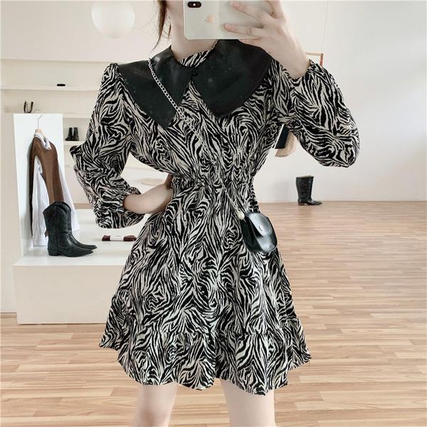 casual dresses vintage o neck long lantern sleeves with bag for women high waist elegant a line dress printed mini vestidos shawl, Black;gray
casual dresses vintage o neck long lantern sleeves with bag for women high waist elegant a line dress printed mini vestidos shawl, Black;gray
