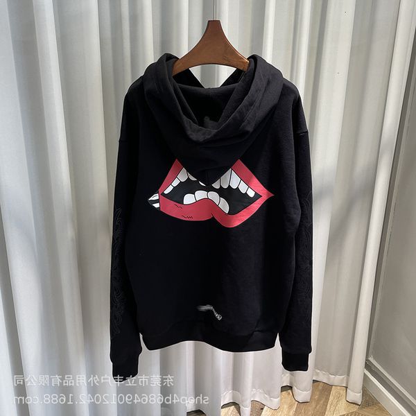 trendao 2021 and men's trend women's same graffiti red lip print hoodie top, Black 
trendao 2021 and men's trend women's same graffiti red lip print hoodie top, Black