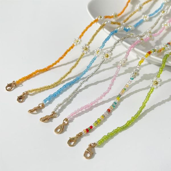 chokers 2021 european and american beaded small flower necklace female simple cute necklaces, Golden;silver
chokers 2021 european and american beaded small flower necklace female simple cute necklaces, Golden;silver