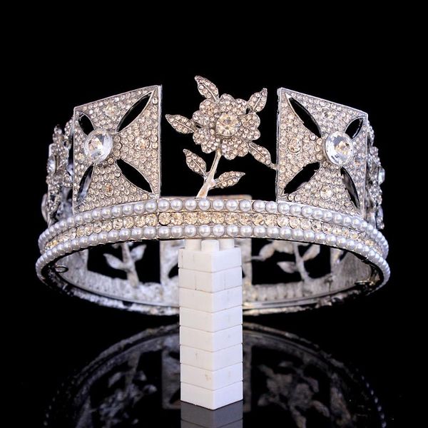 hair clips & barrettes crystal vintage royal queen king tiaras and crowns men/women pageant prom diadem ornaments wedding jewelry accessorie, Golden;silver
hair clips & barrettes crystal vintage royal queen king tiaras and crowns men/women pageant prom diadem ornaments wedding jewelry accessorie, Golden;silver
