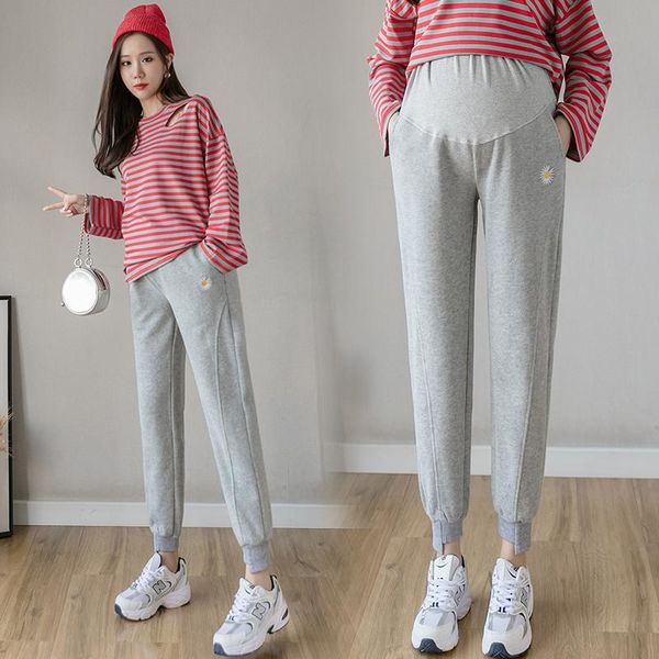 maternity bottoms 912# 2021 autumn sports casual cotton pants elastic waist belly wide leg loose clothes for pregnant women, White
maternity bottoms 912# 2021 autumn sports casual cotton pants elastic waist belly wide leg loose clothes for pregnant women, White
