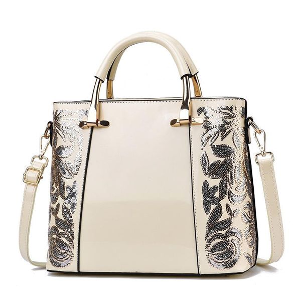 shoulder bags elegant embroidery handbag ladies 2021 autumn style patent leather fashion simple messenger bag
shoulder bags elegant embroidery handbag ladies 2021 autumn style patent leather fashion simple messenger bag