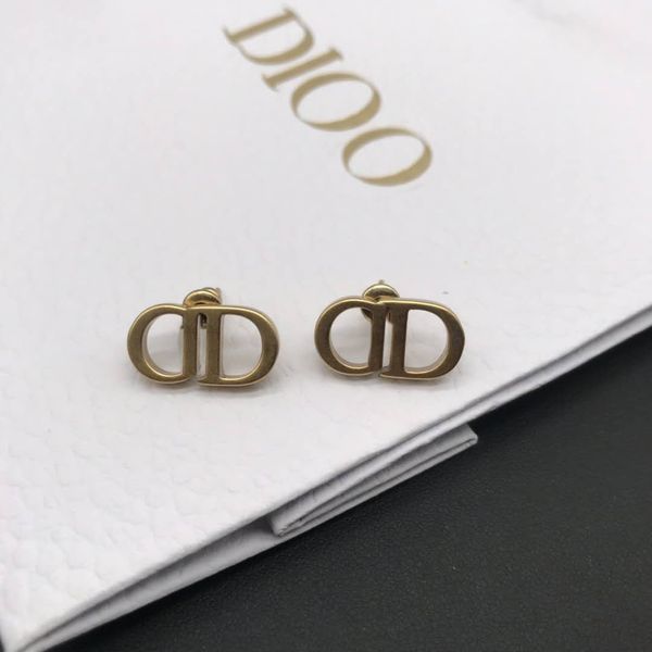 70% off outlet online 2021 new fashion family star letter earrings, versatile earrings, Golden
70% off outlet online 2021 new fashion family star letter earrings, versatile earrings, Golden