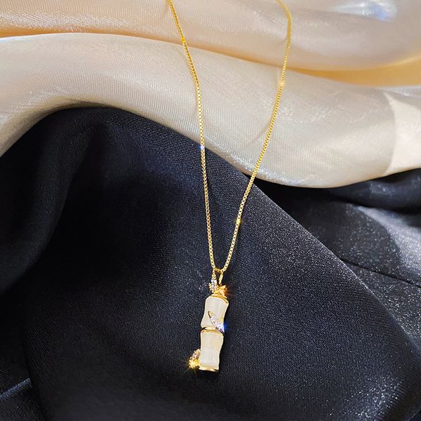 2021 simple ladies bamboo shaped pendant korean women's collarbone chain exquisite gift fashion jewelry short necklace, Silver
2021 simple ladies bamboo shaped pendant korean women's collarbone chain exquisite gift fashion jewelry short necklace, Silver
